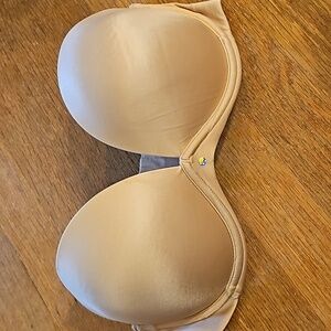 Victoria Secret nude strapless pushup